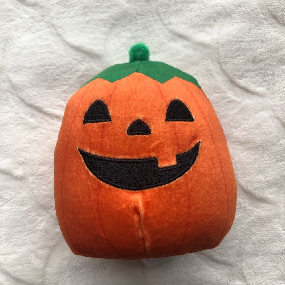 Halloween capsule Squishmallow